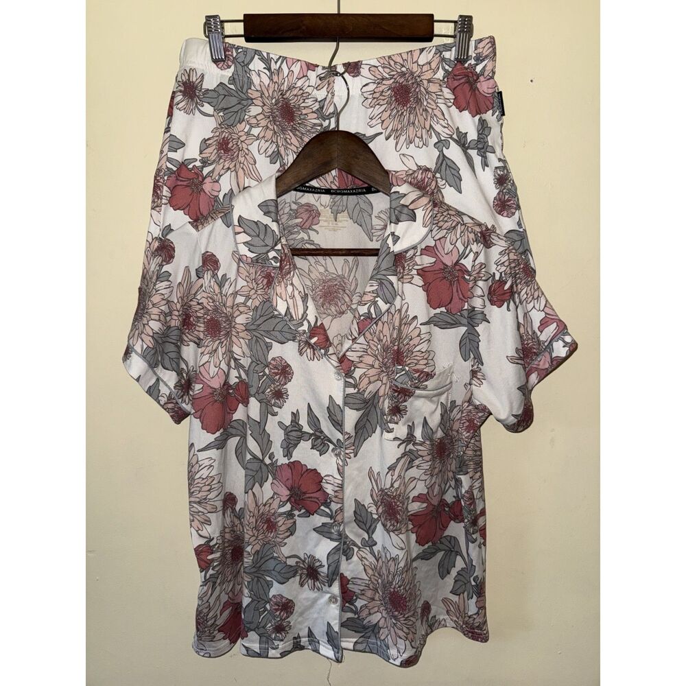 BCBGMAXAZRIA Floral Pajama Set Large L Short Sleeve Shirt Shorts PJs Sleepwear - Picture 1 of 14